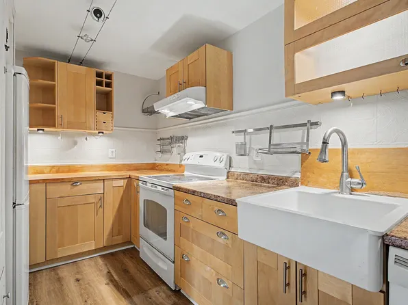 32 Market Street #A, Somersworth, NH 03878
