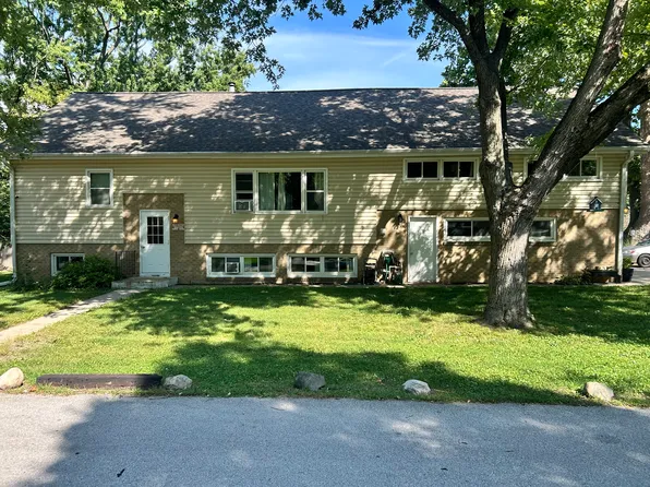 1425 Dunstan Rd APT 3, Geneva, IL 60134