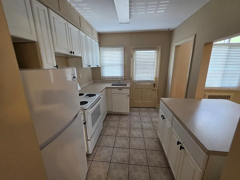 107 Virginia St — Photo 10
