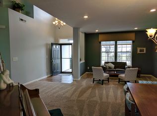 41 English Grn, Westfield, IN 46074