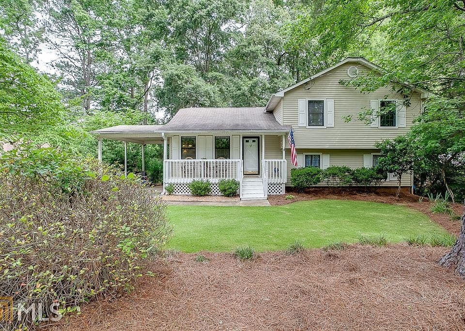 1st image of 3325 Poplar Dr