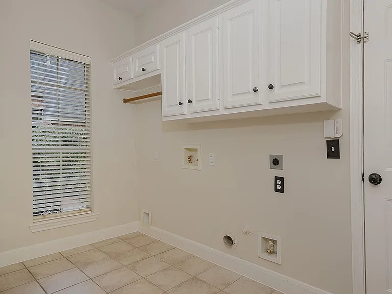 38 Eagle Mead Pl — Photo 27