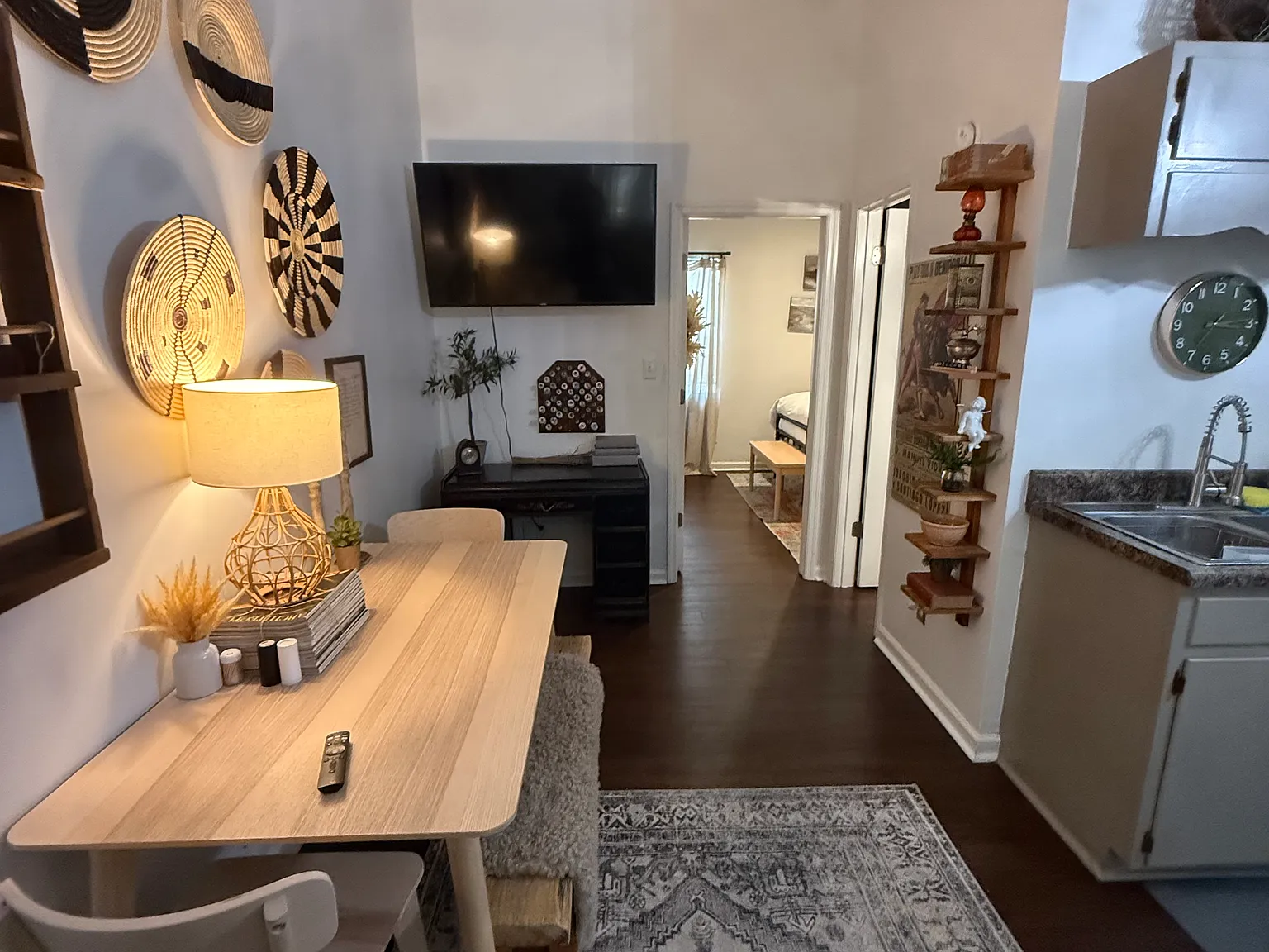 1 bed, 500 sqft, $1,300 — Photo 2
