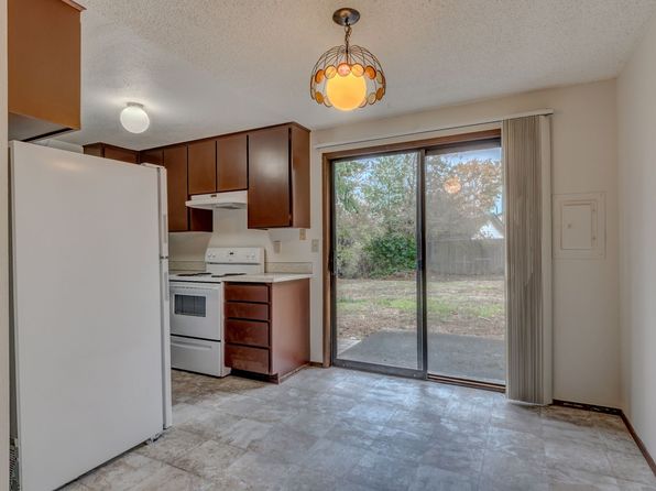 0955-1130 SW Harrier, 1130 SW Harrier Cir APT 2, Oak Harbor, WA 98277