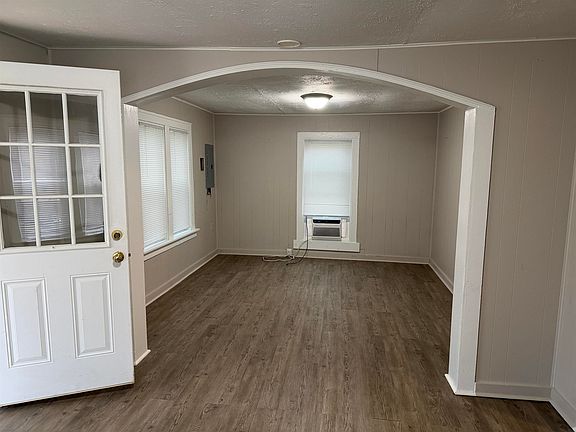 5th image of 680 Patterson Rd