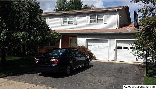 1st image of 35 Sherie Ct