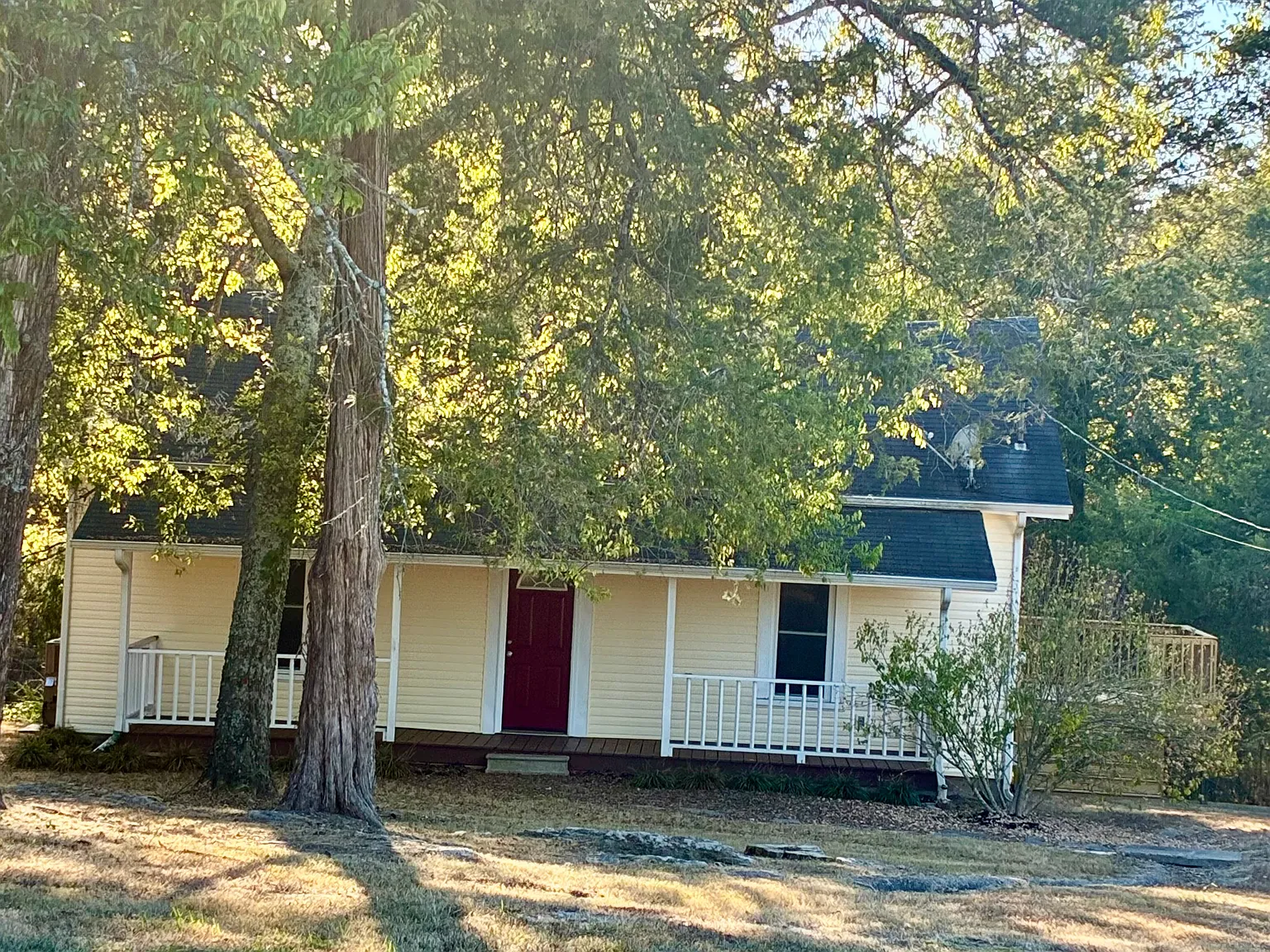2 bed, 984 sqft, $1,500 — Photo 1