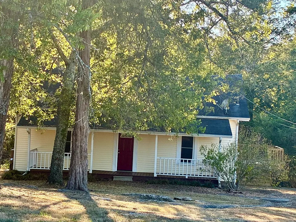 1272 Old Highway 50A