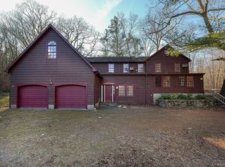 398 Illington Rd, Ossining, NY 10562