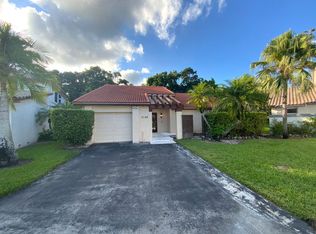 2148 Baton Rouge, Fort Lauderdale, FL 33326