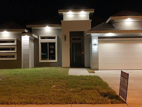 2nd image of 3737 Altamira St.