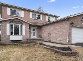 814 Cataraqui Woods Dr, Kingston, ON K7P 2P9