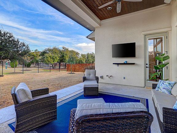 5th image of 2408 Nates Pl