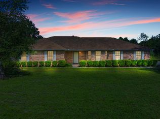 1208 Grandview Dr, Crestview, FL 32539