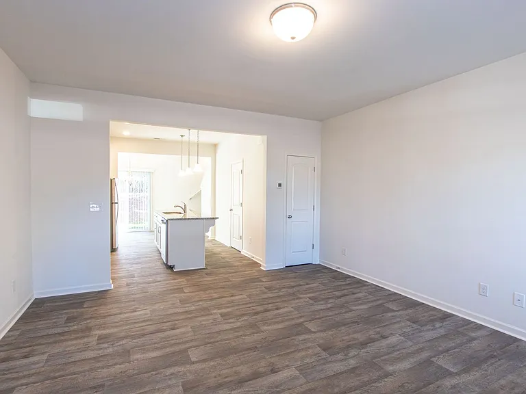 13823 Clayborn St — Photo 3