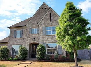 867 Cypress Pond Dr, Collierville, TN 38017