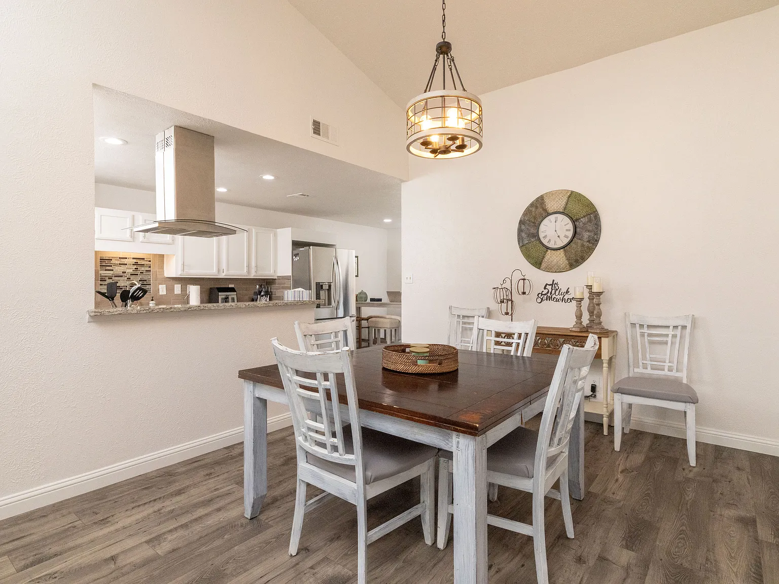 3 bed, 1624 sqft, $5,500 — Photo 4