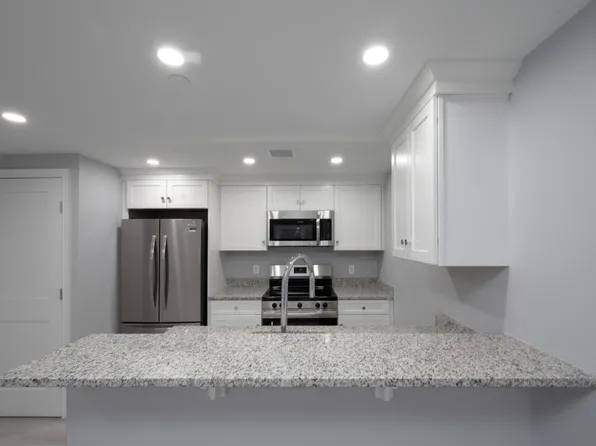245 Elm St, Braintree, MA