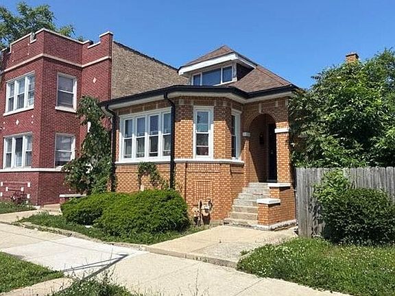 2nd image of 6111 S Richmond St