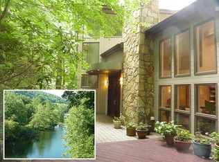 1011 Quaker Bridge Rd E, Croton On Hudson, NY 10520