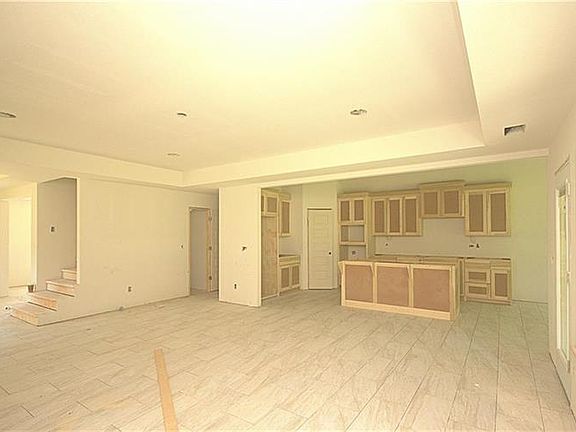 5th image of 1903 W Linda Ln