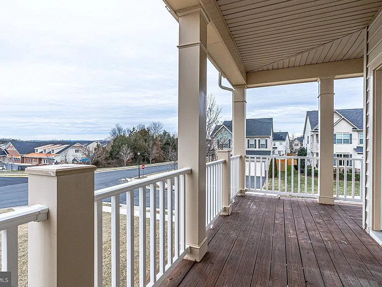 42695 Macauley Pl — Photo 25