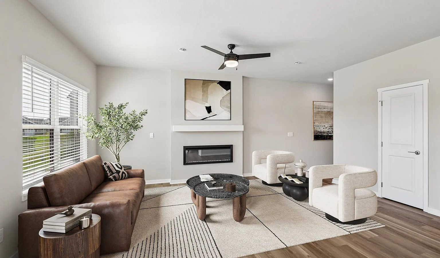 3 bed, 1498 sqft, $2,300 — Photo 2