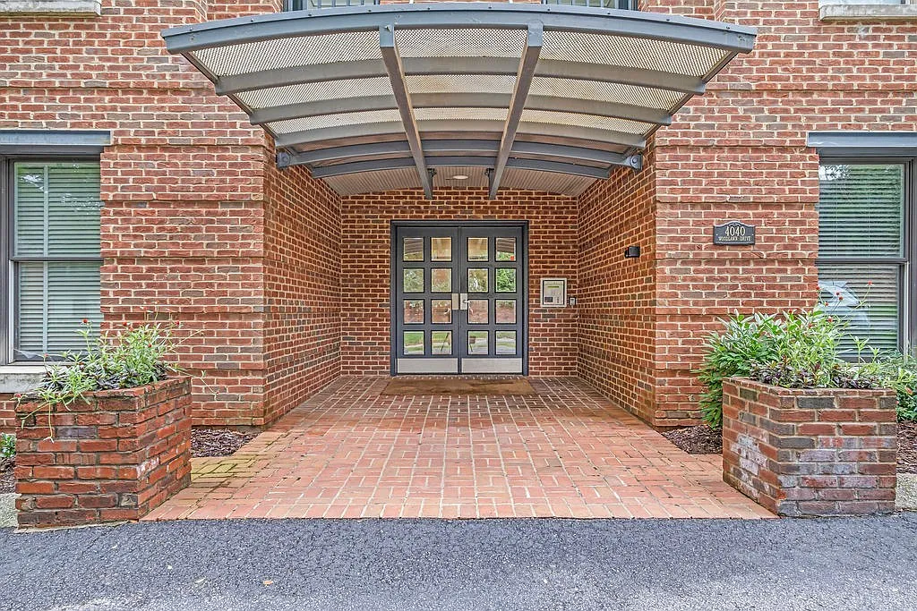 2 bed, 2.0 bath, 1187 sqft, $2,000 — Photo 1