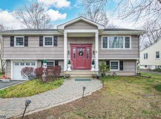 12 Hewetson Rd, Denville, NJ 07834