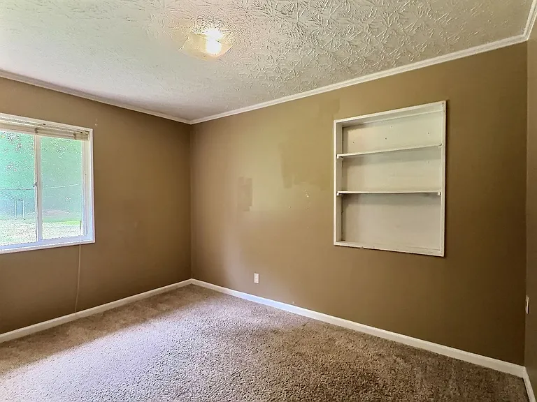 168 Grovewood Ct — Photo 13
