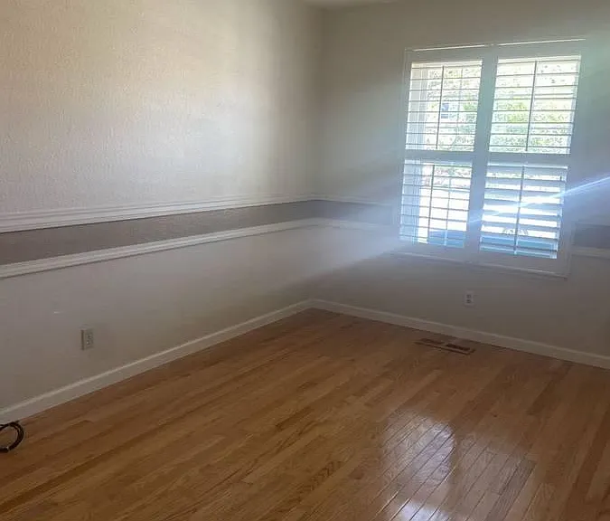 4460 George Oaks Dr — Photo 4