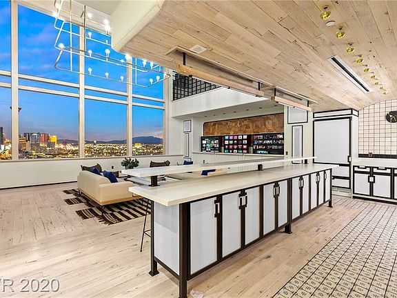 3rd image of 900 Las Vegas Blvd S Unit 1505