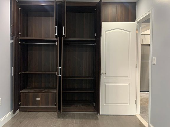5th image of 216 Tompkins Ave #1