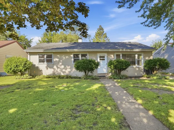 2132 Linden Ave, Waukegan, IL 60087