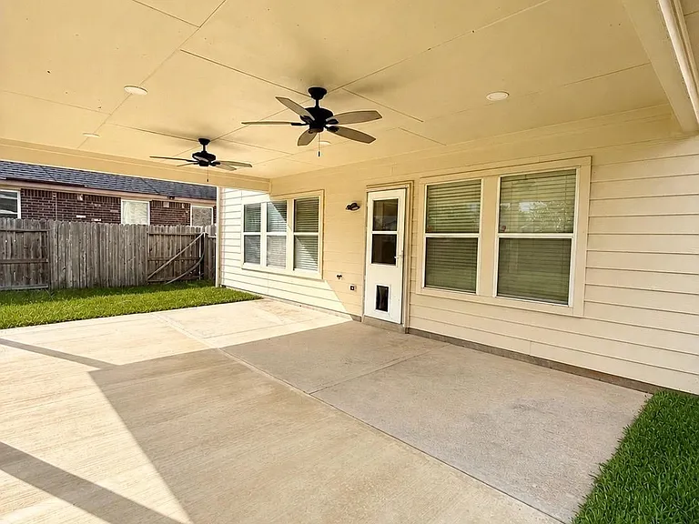 24623 Colonial Maple Dr — Photo 24