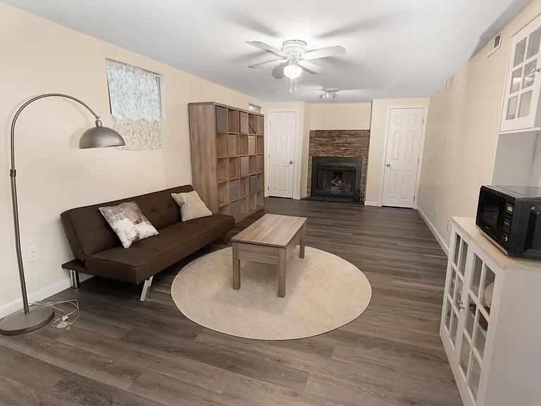 3606 Pembroke St — Photo 11