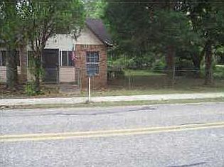 2nd image of 19224 Ingleside Ave