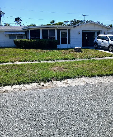 2119 Pamela Dr — Photo 1