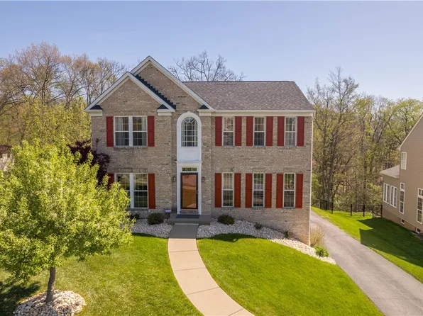 4014 Turnwood Ln, Coraopolis, PA 15108