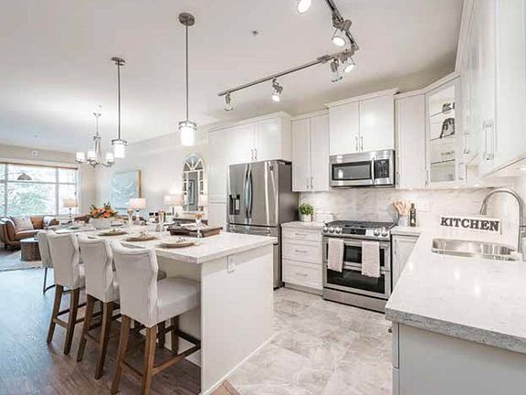 3rd image of 11035 Ravine Rd #401