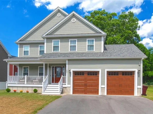 182 Theresa Marie Ave, Woonsocket, RI 02895