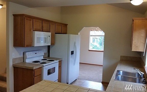 5th image of 3413 S 297th St