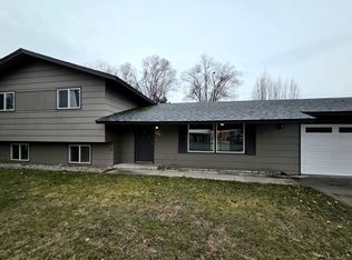 108 S Houston Ave, East Wenatchee, WA 98802