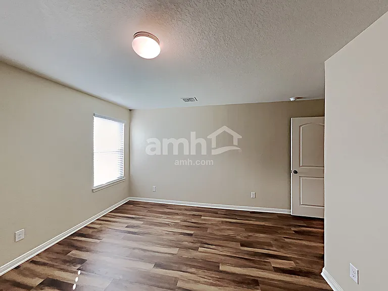 12230 Commander Dr — Photo 13