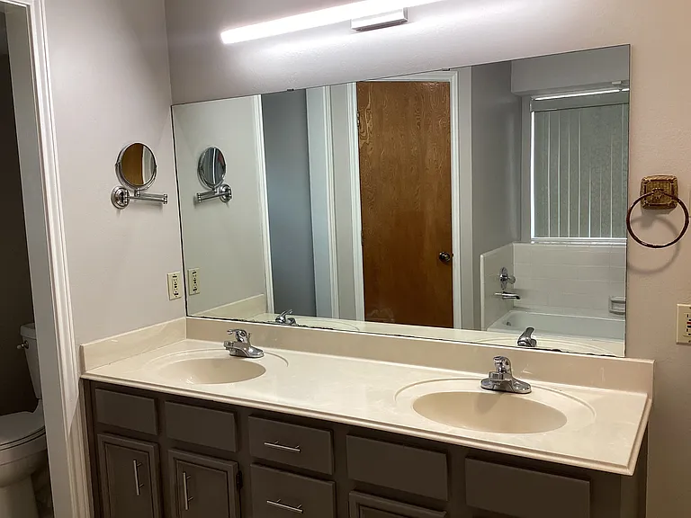2841 Southridge Dr — Photo 19