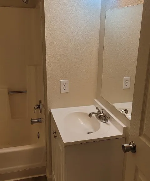 2682 N 43rd Ave #26D — Photo 9