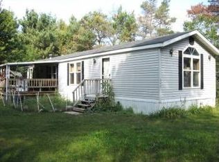 9119 E 76th St, Howard City, MI
