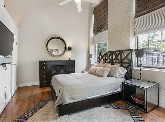 5th image of 920 Poeyfarre St APT 248