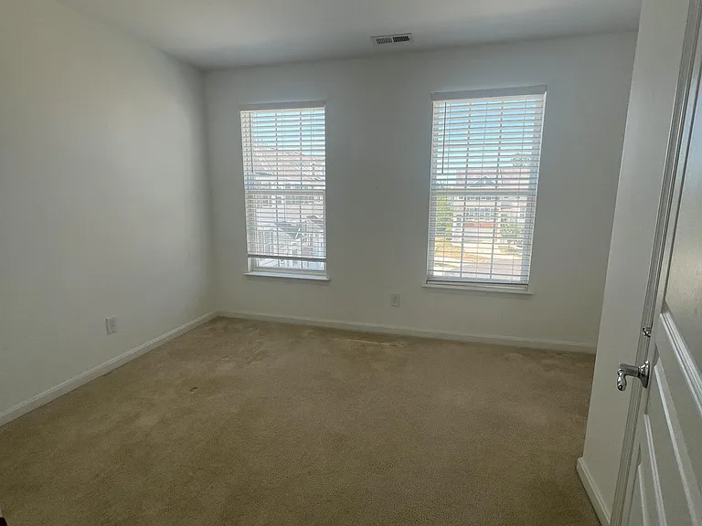 124 Wilder Way #1 — Photo 4