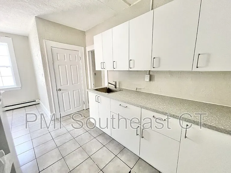 92 Truman St #2 — Photo 5